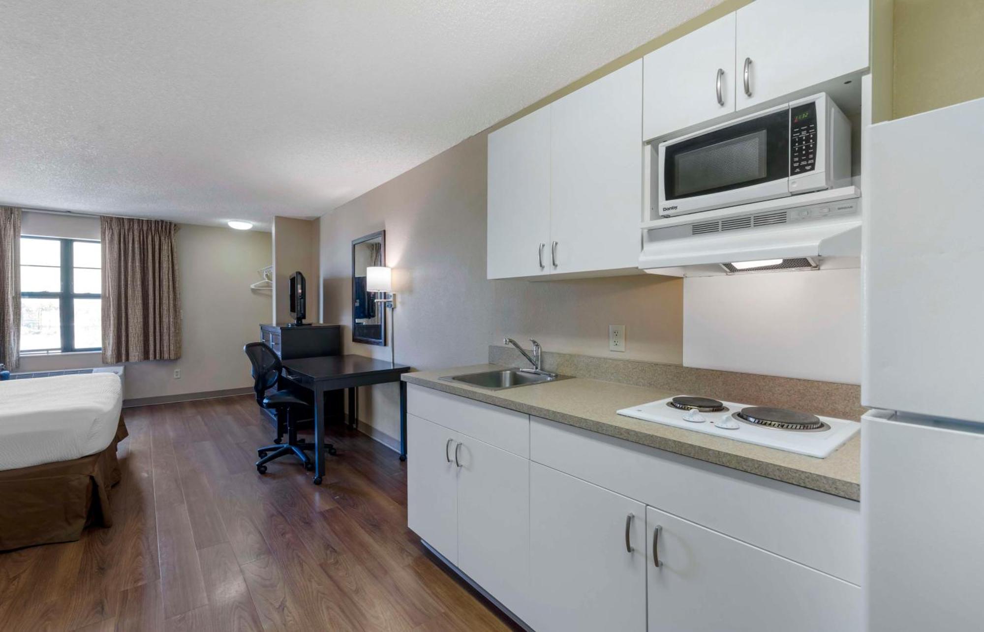 Extended Stay America Suites - Orange County - Katella Ave Zewnętrze zdjęcie