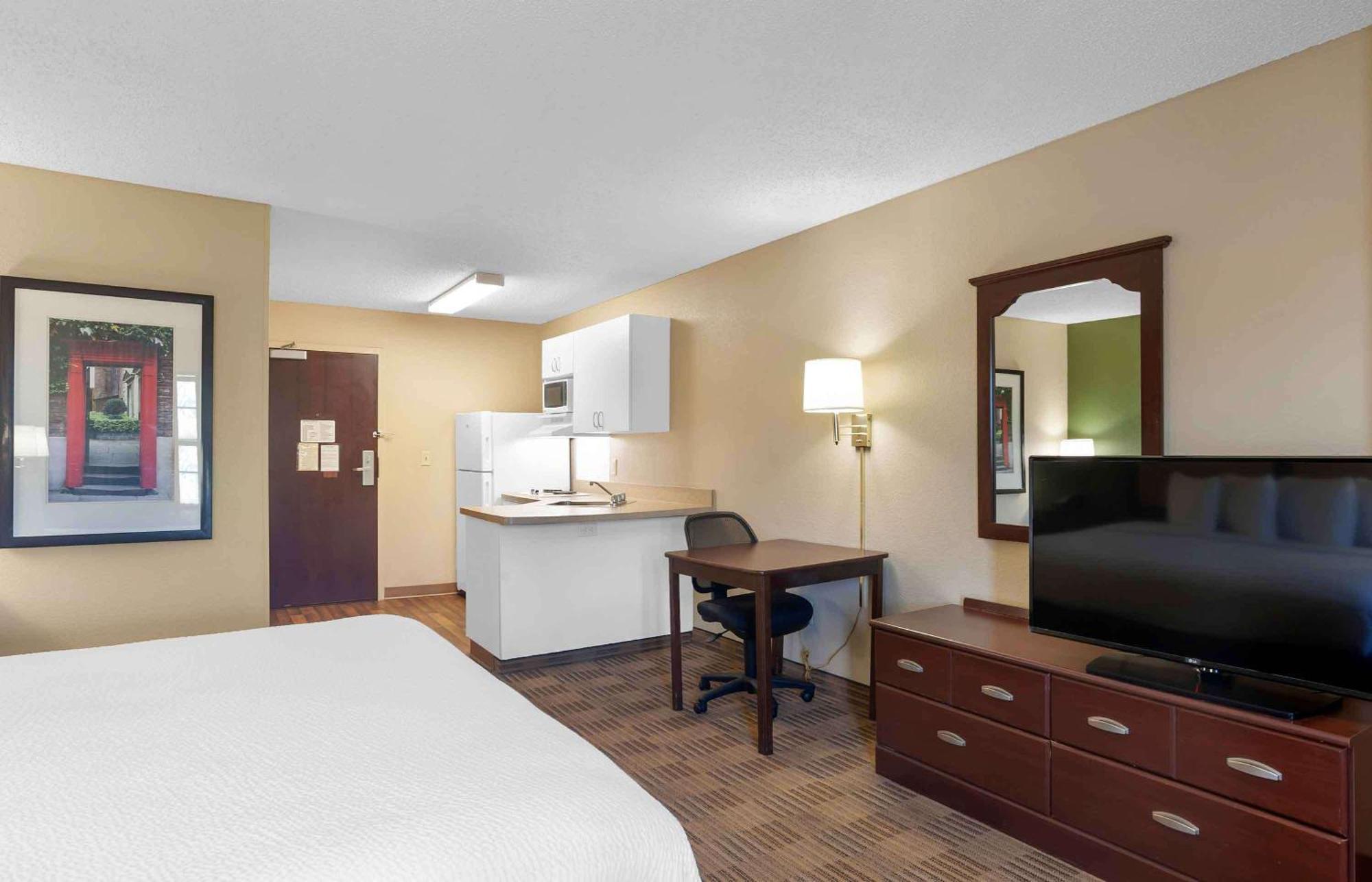 Extended Stay America Suites - Orange County - Katella Ave Zewnętrze zdjęcie