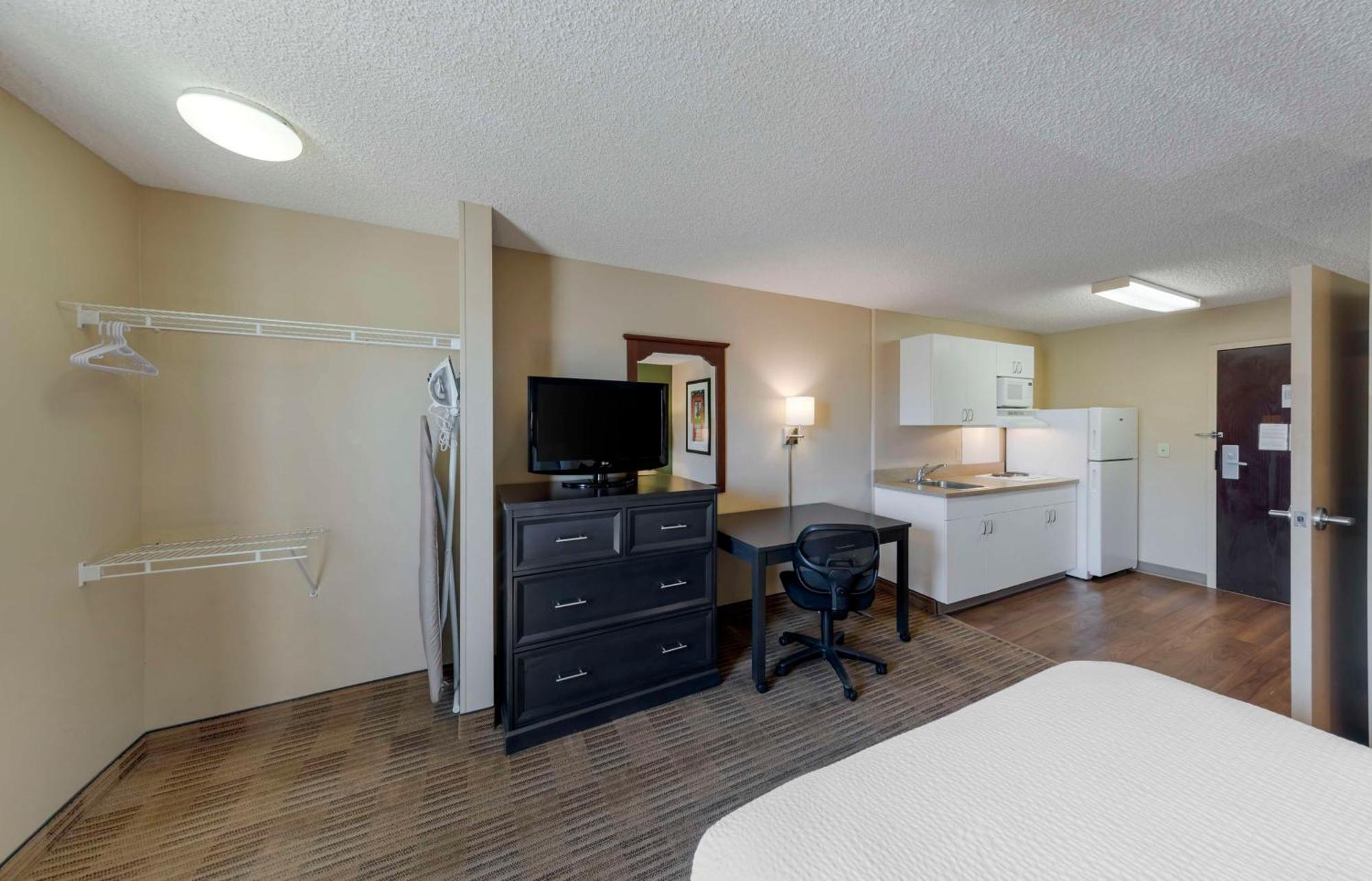 Extended Stay America Suites - Orange County - Katella Ave Zewnętrze zdjęcie